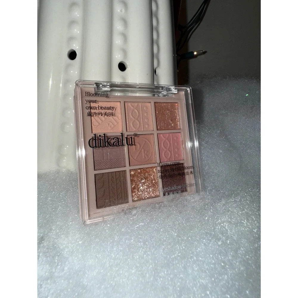 Dikal u‎ Eyeshadow Palette 9 Colors Blooming Your Own Beauty Shimmer Matte